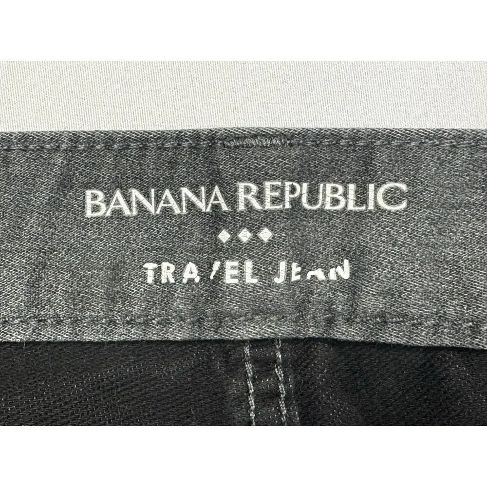Banana Republic Men's Slim Fit Straight Leg Gray Travel Jeans‎ - Size 34x32*